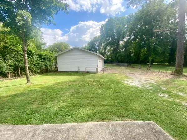 $1,850 | 2841 Colonial Circle, Nashville, TN 37214