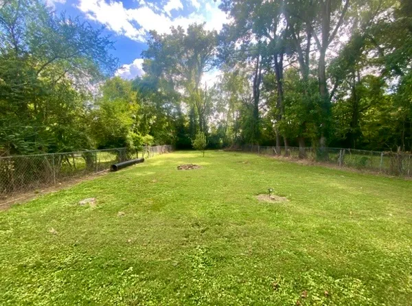 $1,850 | 2841 Colonial Circle, Nashville, TN 37214