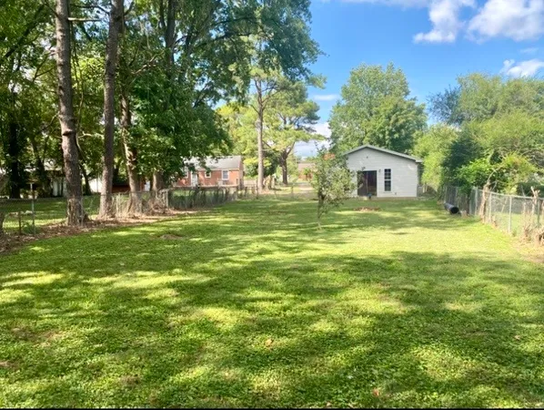 $1,850 | 2841 Colonial Circle, Nashville, TN 37214