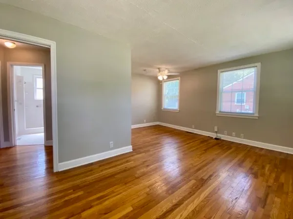 $1,850 | 2841 Colonial Circle, Nashville, TN 37214