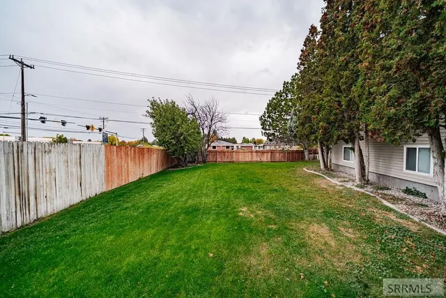 $370,000 | 130 Hatch Idaho Falls, Idaho Falls, ID 83401