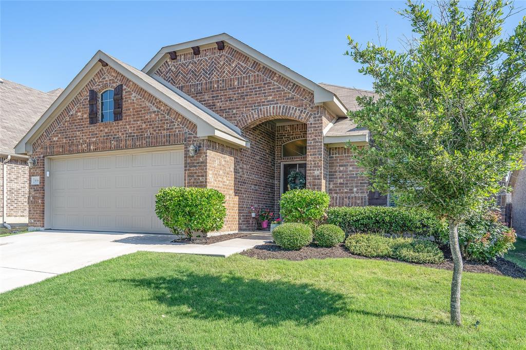 3936 Long Hollow Road Fort Worth, TX 76262 - Photo 3 of 31