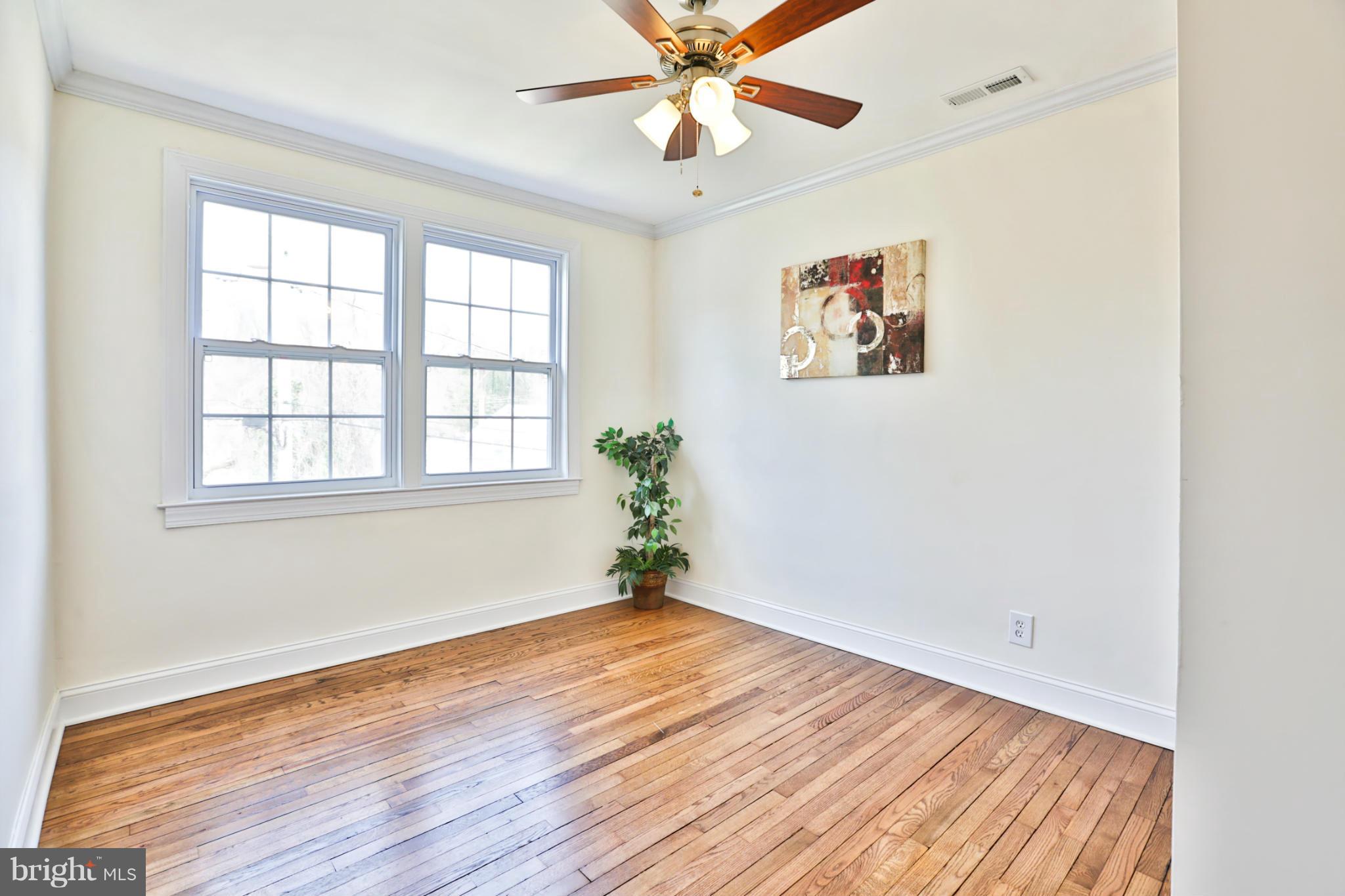 412 Random Road Baltimore, MD 21229 - Photo 15 of 27 Ideal for Family or Guests