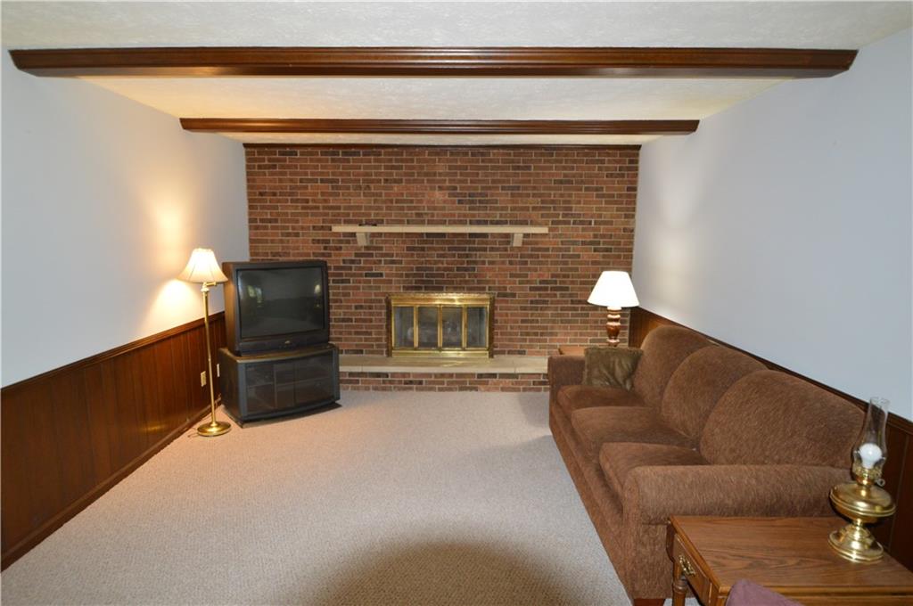 916 Ralston Road Indianapolis, IN 46217 - Photo 11 of 30 Gallery Image 11
