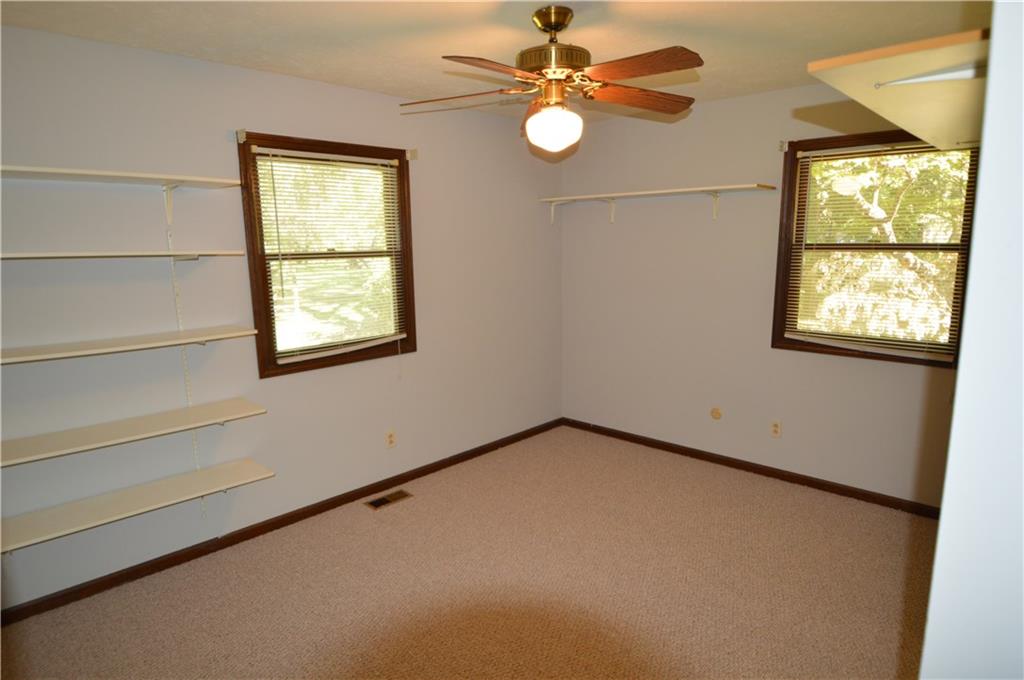 916 Ralston Road Indianapolis, IN 46217 - Photo 17 of 30 Gallery Image 17