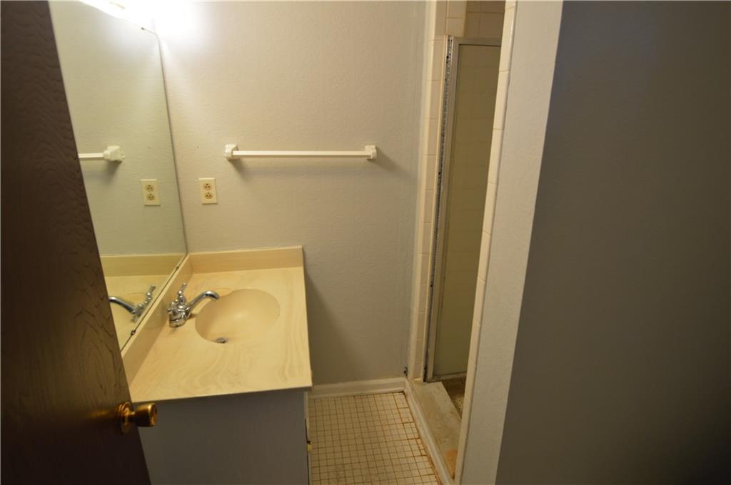 916 Ralston Road Indianapolis, IN 46217 - Photo 25 of 30 Gallery Image 25