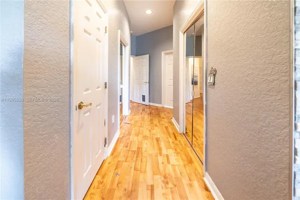 $2,900,000 | 5303 Southwest 111th Terrace, Davie, FL 33328