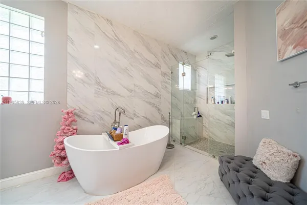 $2,900,000 | 5303 Southwest 111th Terrace, Davie, FL 33328