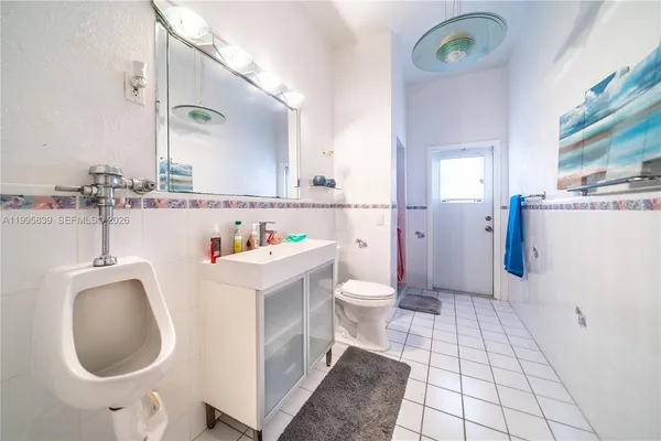 $2,900,000 | 5303 Southwest 111th Terrace, Davie, FL 33328