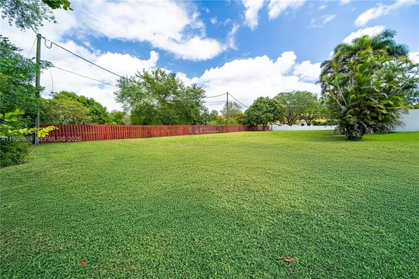 $2,900,000 | 5303 Southwest 111th Terrace, Davie, FL 33328