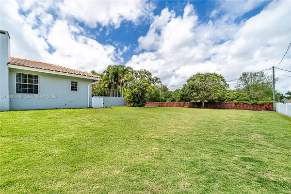 $2,900,000 | 5303 Southwest 111th Terrace, Davie, FL 33328
