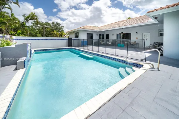 $2,900,000 | 5303 Southwest 111th Terrace, Davie, FL 33328