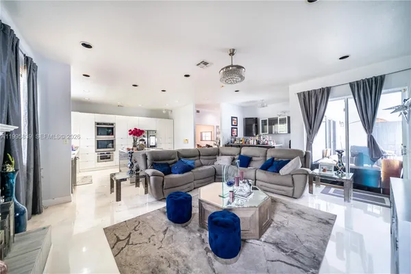 $2,900,000 | 5303 Southwest 111th Terrace, Davie, FL 33328