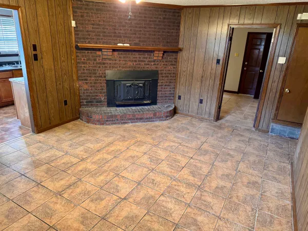 $1,425 | 3084 Greenbranch Drive, Memphis, TN 38118