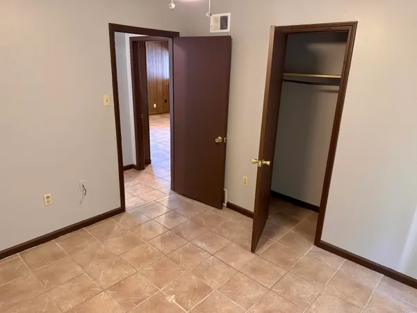 $1,425 | 3084 Greenbranch Drive, Memphis, TN 38118