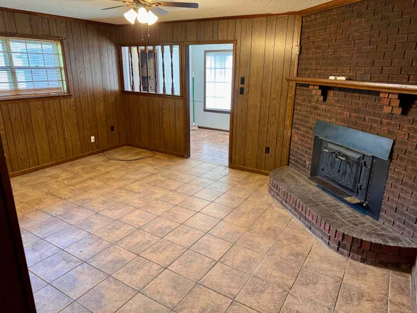 $1,425 | 3084 Greenbranch Drive, Memphis, TN 38118