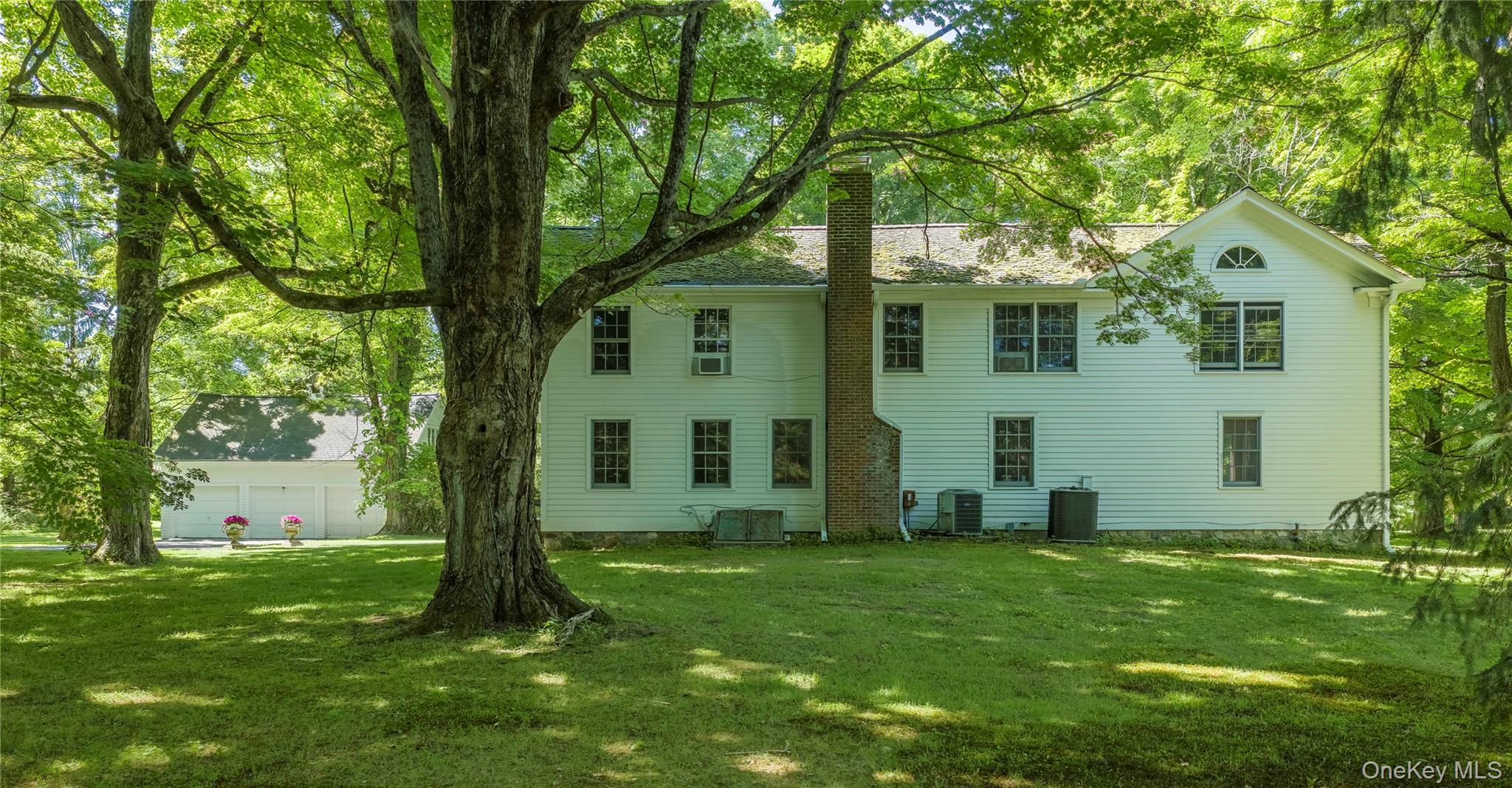 64 South Quaker Hill Road Pawling, NY 12564 - Photo 5 of 41