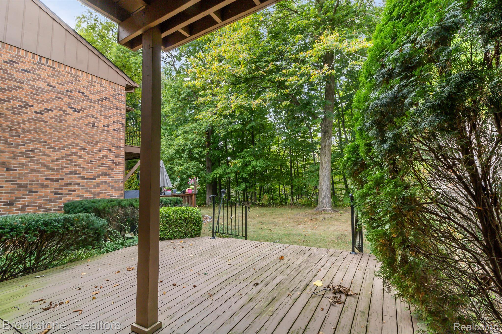1810 Reis Court Rochester, MI 48309 - Photo 40 of 51 Gallery Image 40