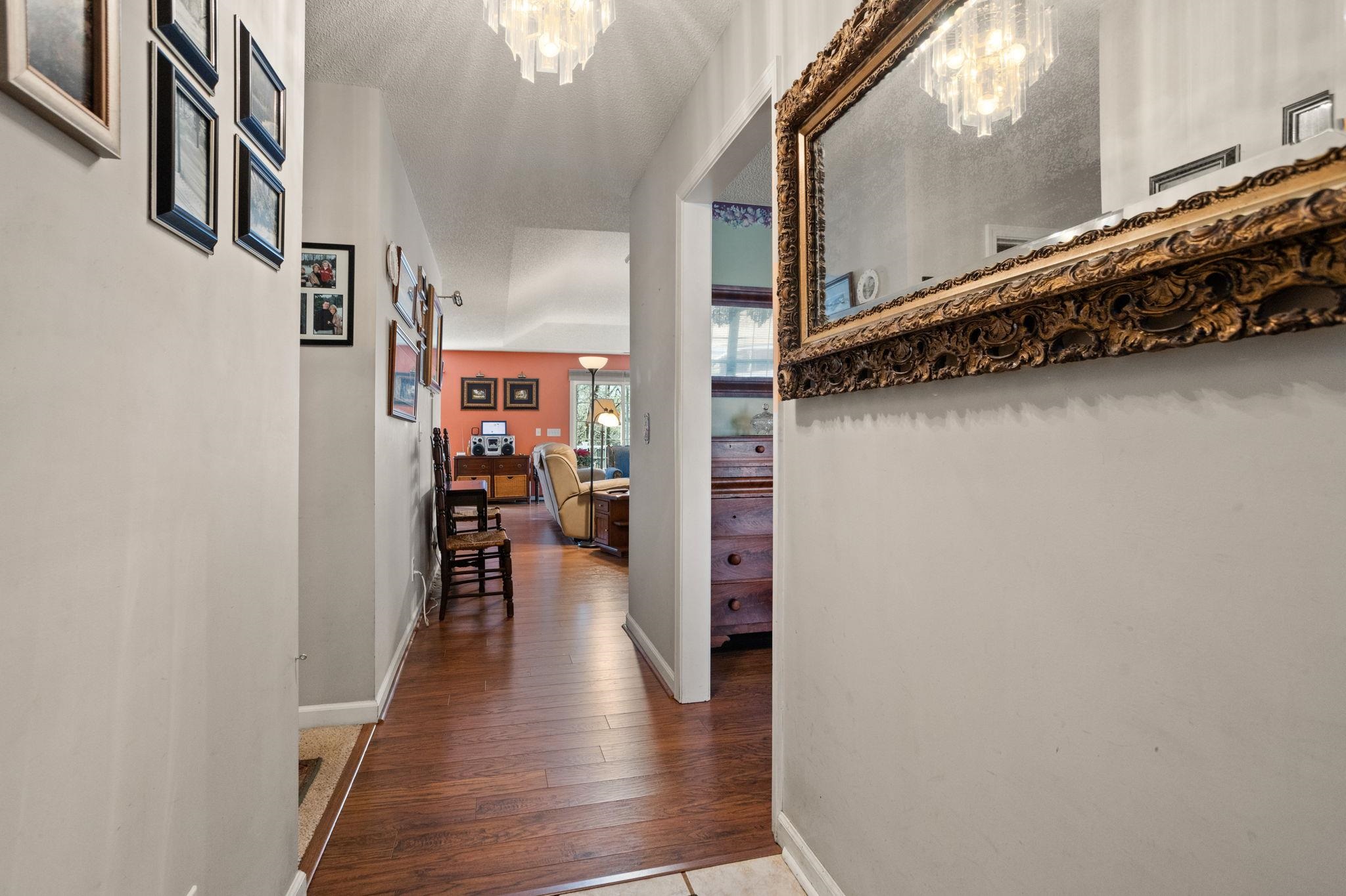 132 Englewood Drive Inman, SC 29349 - Photo 4 of 41 Gallery Image 4