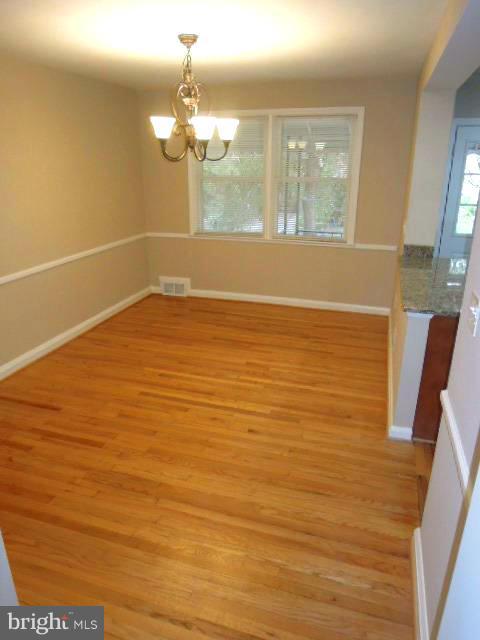 1357 Stonewood Road Baltimore, MD 21239 - Photo 6 of 29 Dining Room