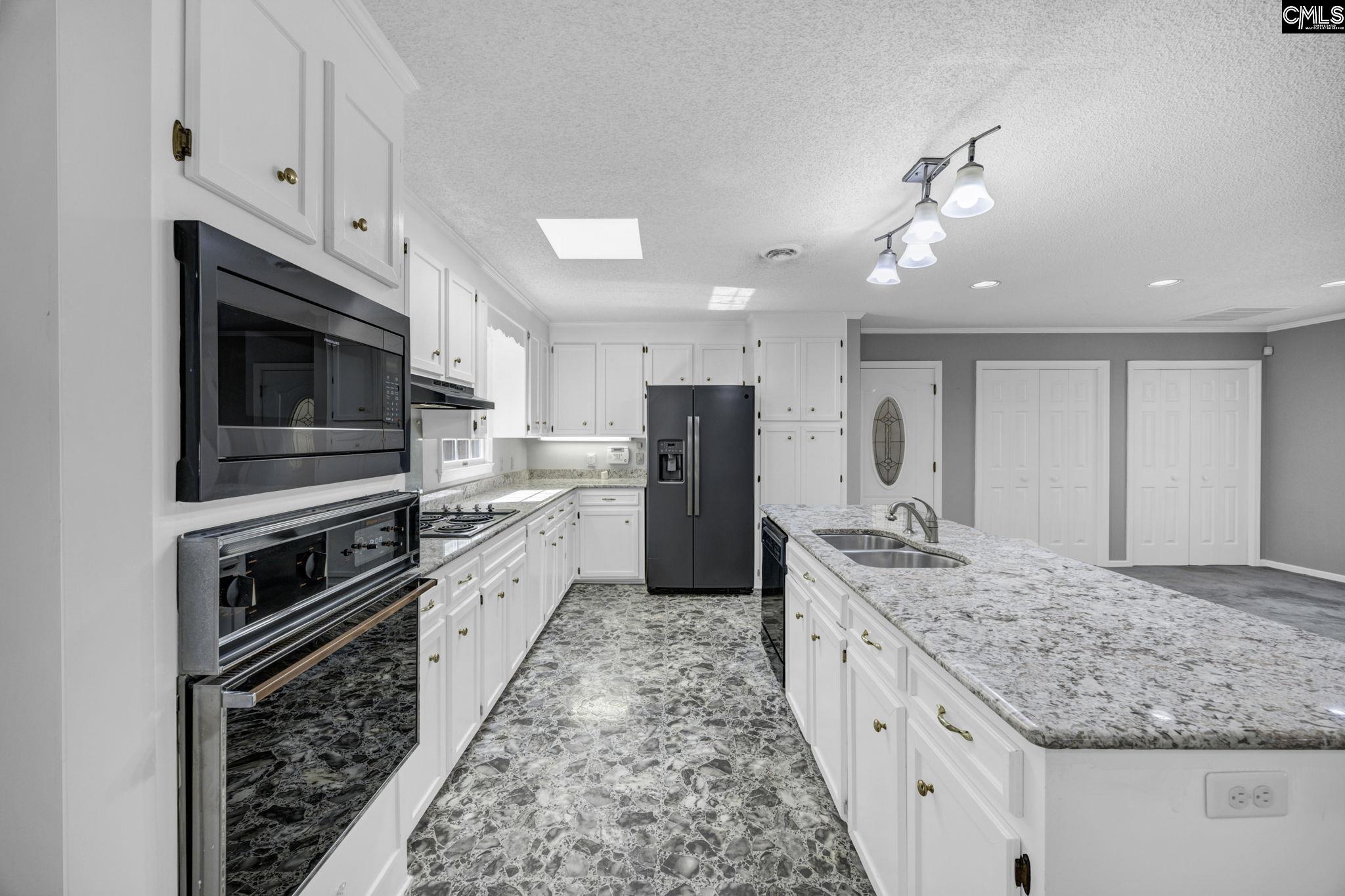 257 Rimrock Road Gilbert, SC 29054 - Photo 14 of 26