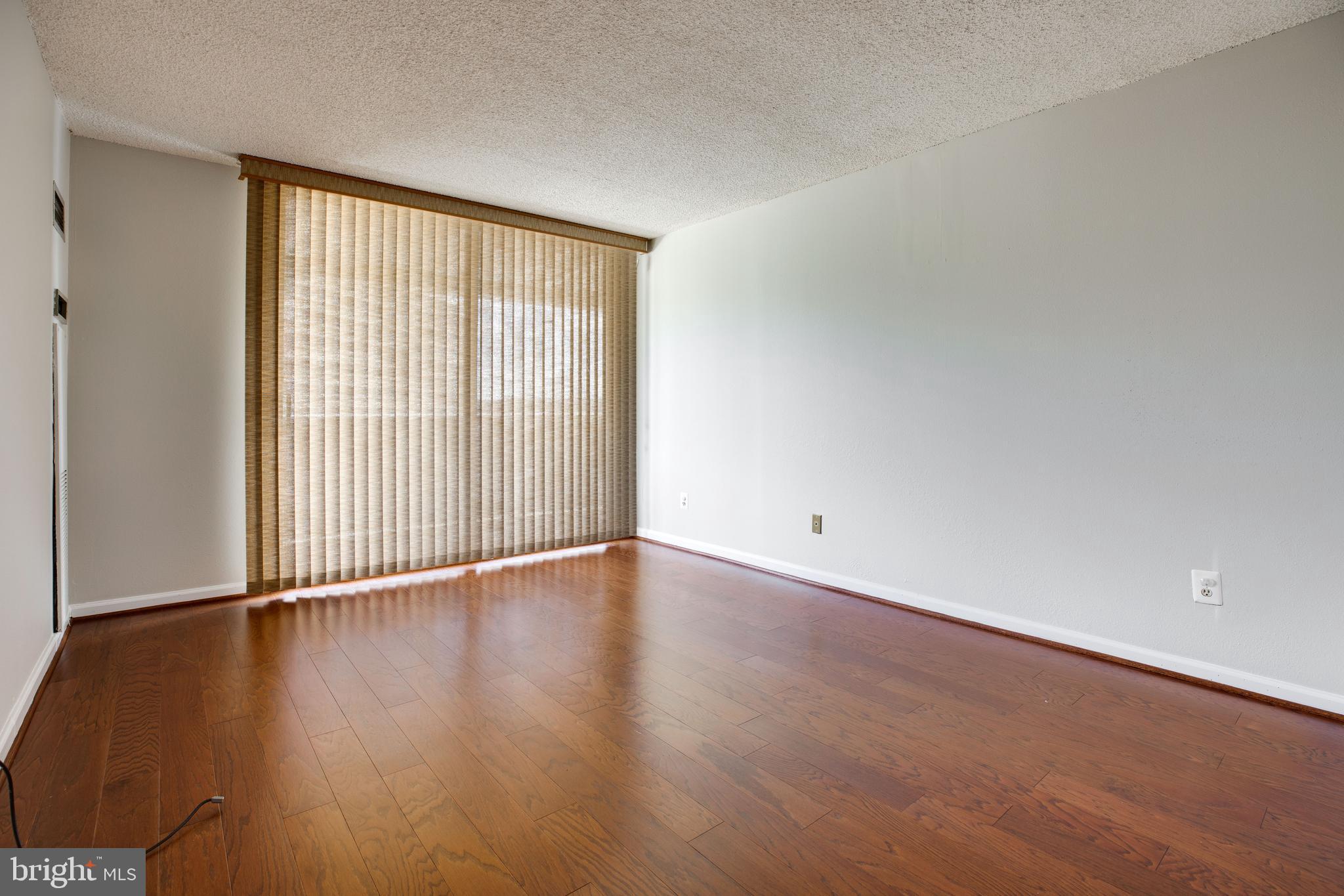 6101 Edsall Road, Unit 807 Alexandria, VA 22304 - Photo 17 of 34