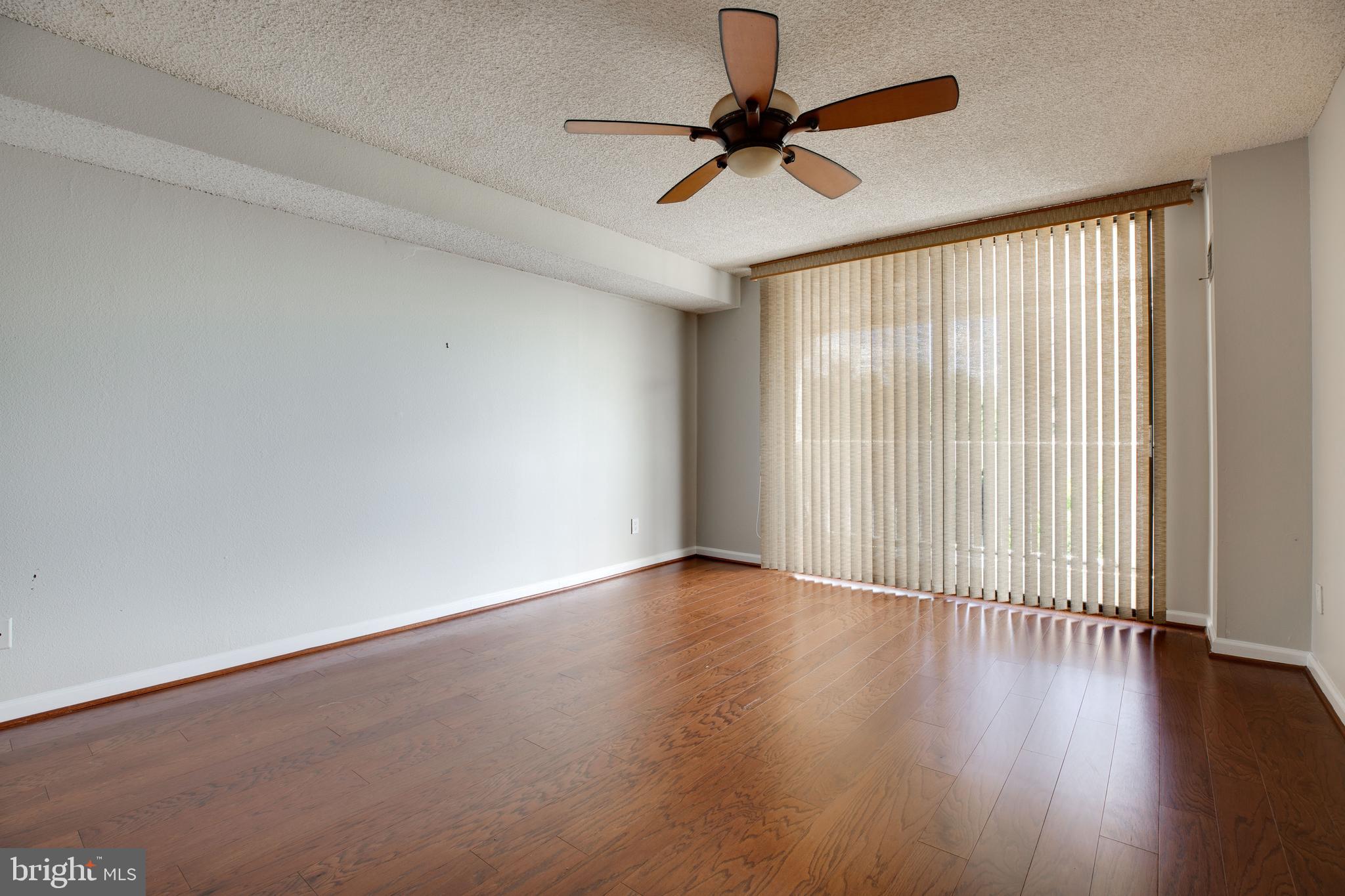 6101 Edsall Road, Unit 807 Alexandria, VA 22304 - Photo 19 of 34