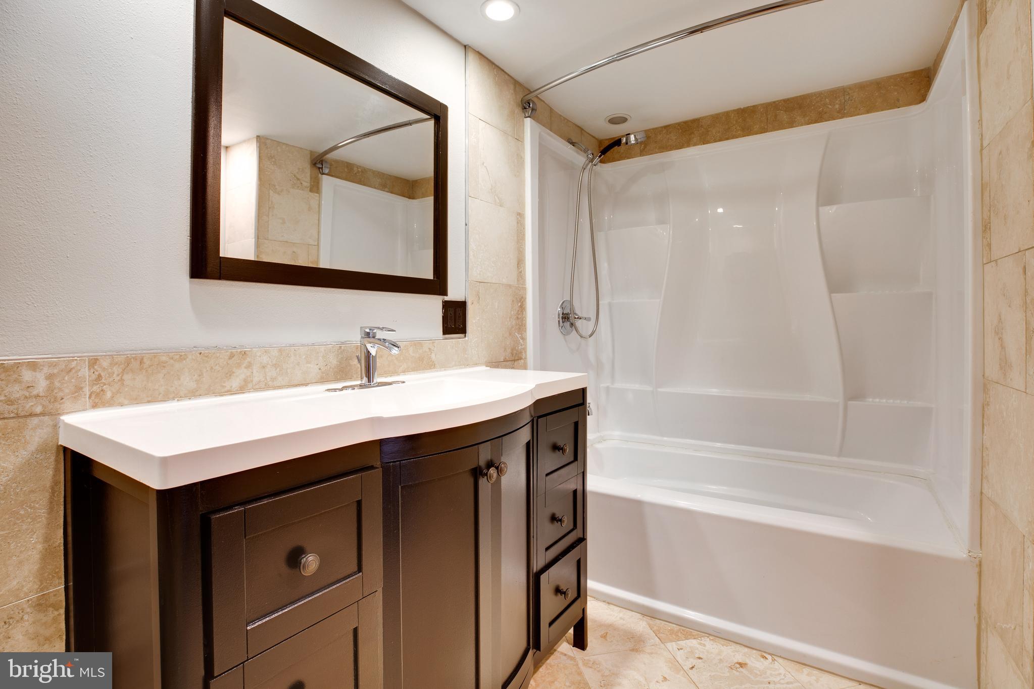 6101 Edsall Road, Unit 807 Alexandria, VA 22304 - Photo 24 of 34