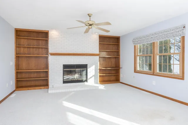 $359,900 | 2006 Haverhill Cc Park, Normal, IL 61761