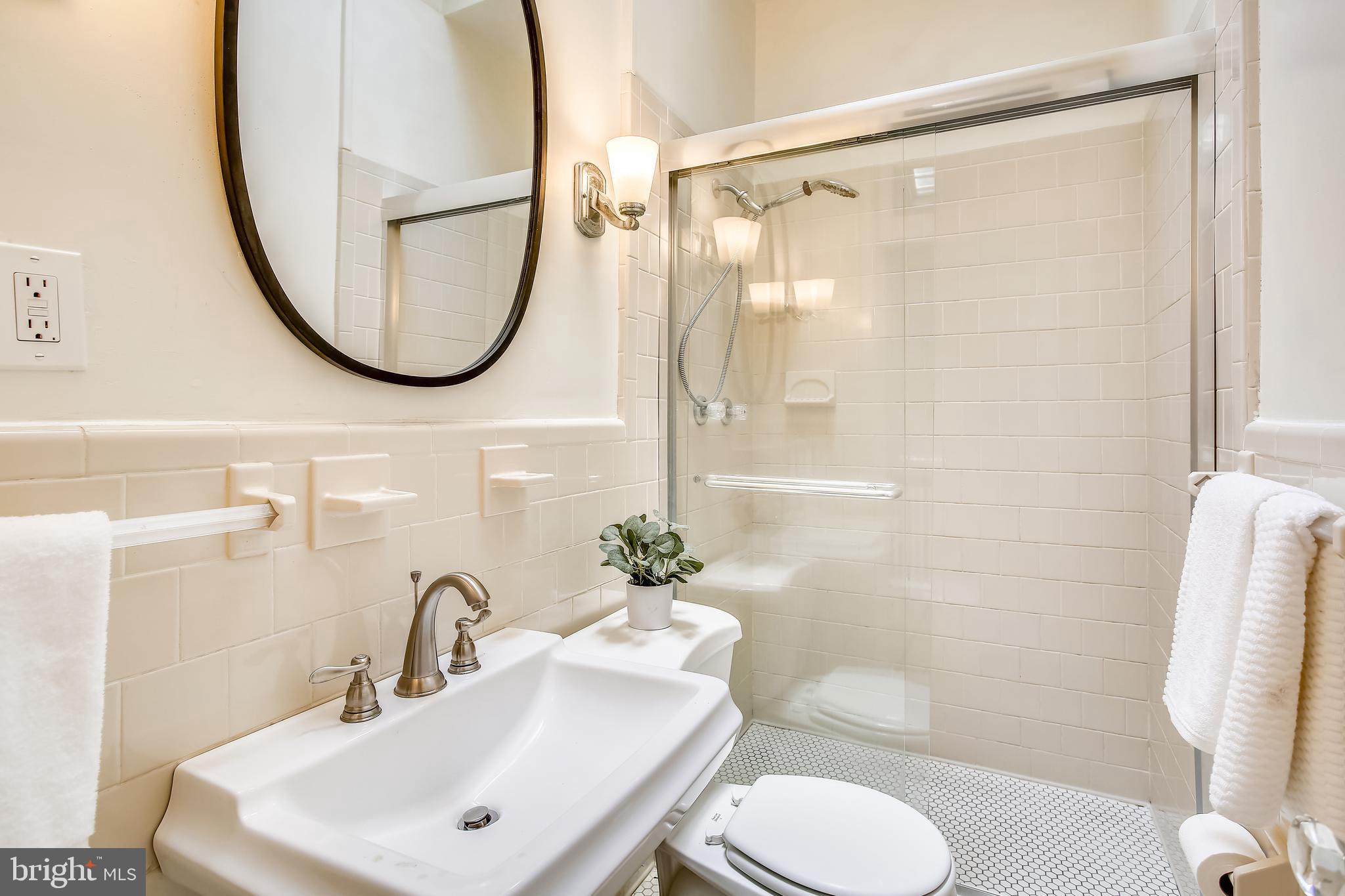 2724 Ontario Road Northwest Washington, DC 20009 - Photo 38 of 93 Hall Shower Bath