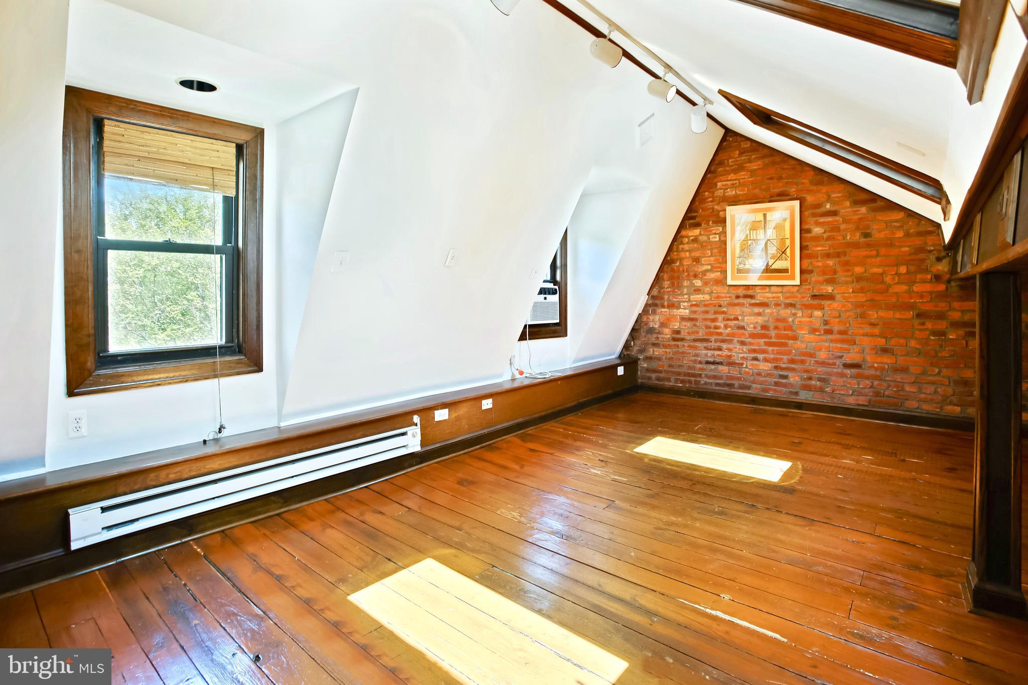 2724 Ontario Road Northwest Washington, DC 20009 - Photo 49 of 93 Baseboard heat