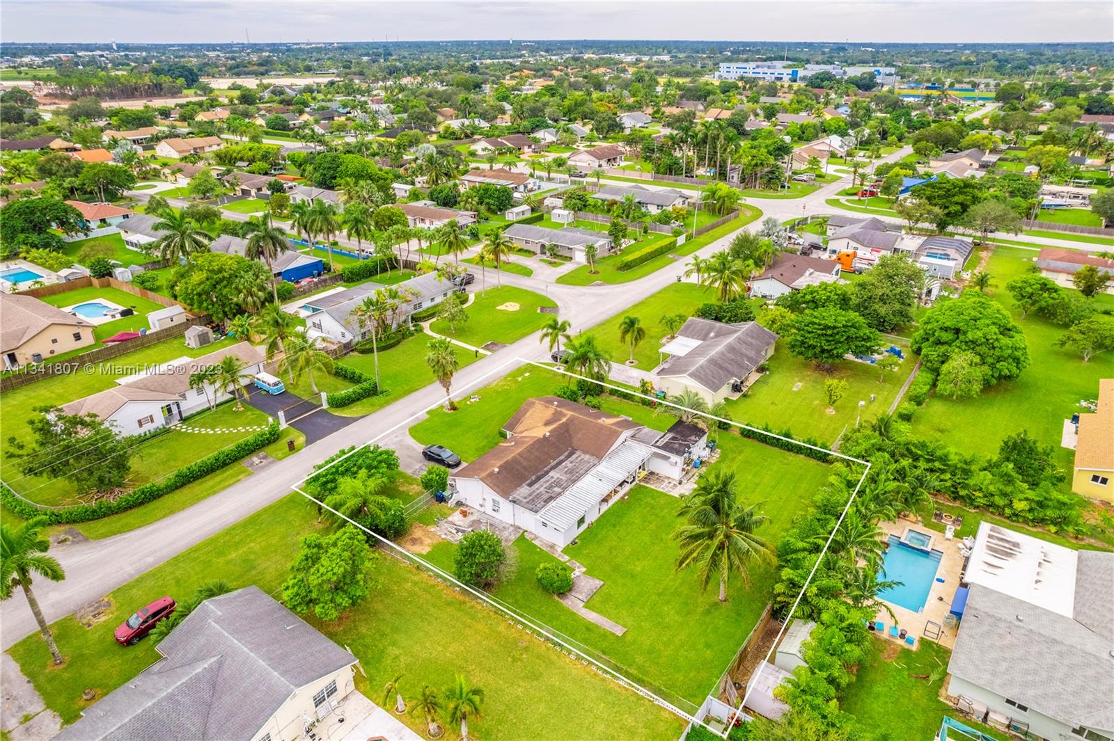 16041 Southwest 284th Street Homestead, FL 33033 - Photo 19 of 20 a view of a city