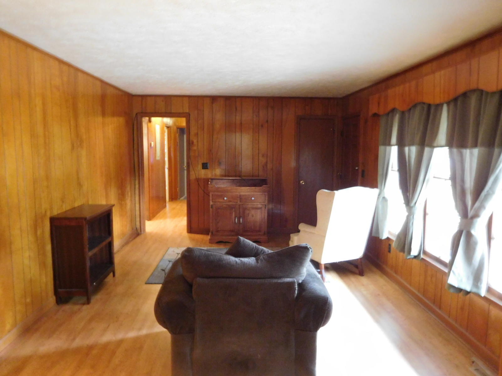 948 Pinebluff Lake Road Aberdeen, NC 28315 - Photo 14 of 28 Living Room