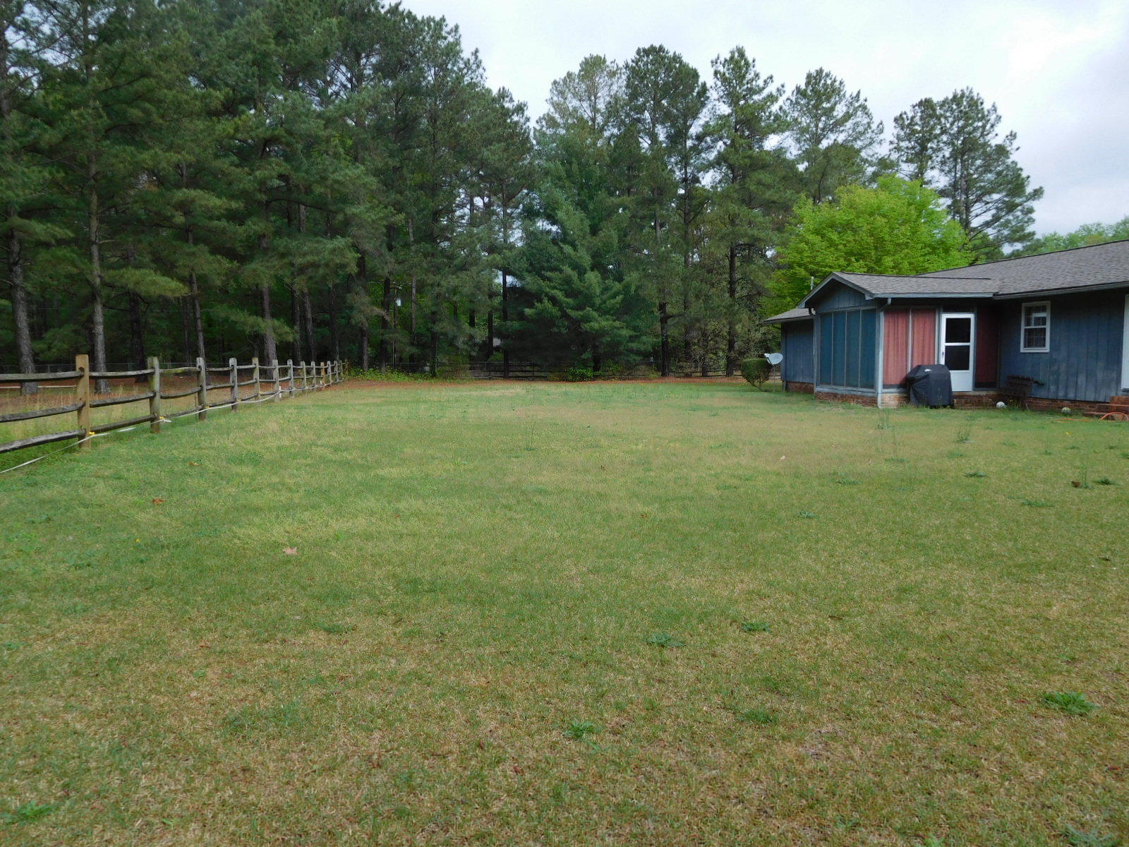948 Pinebluff Lake Road Aberdeen, NC 28315 - Photo 24 of 28 Yard