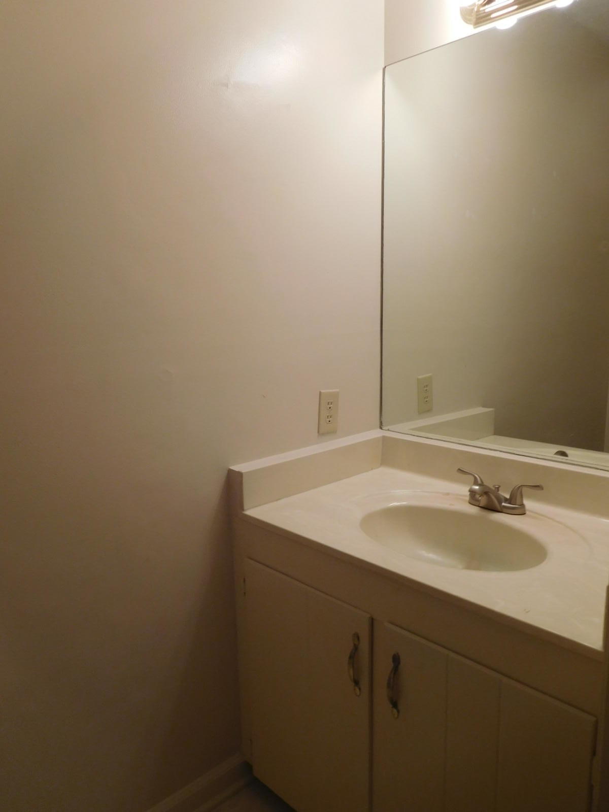 948 Pinebluff Lake Road Aberdeen, NC 28315 - Photo 6 of 28 Powder Room