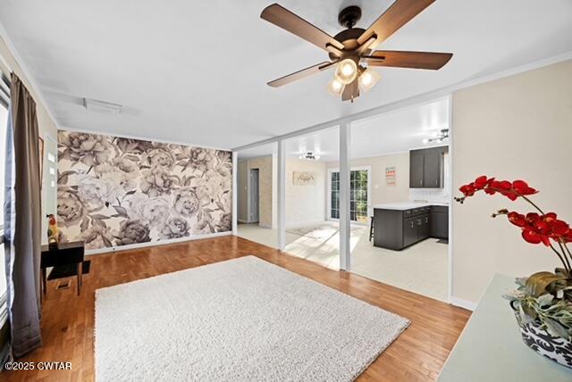 3023 Christmasville Road Jackson, TN 38305 - Photo 16 of 20 a living room with furniture and a flat screen tv