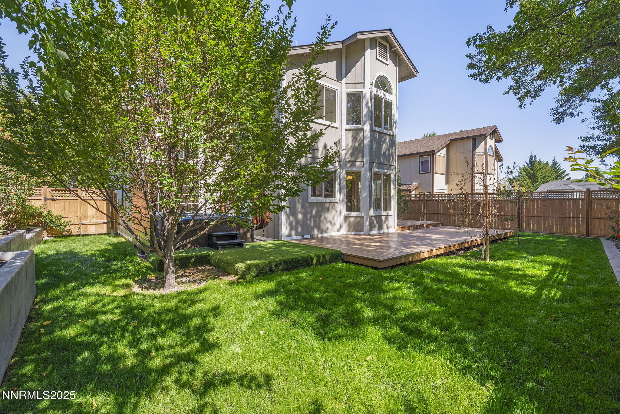5830 Blue Horizon Drive Reno, NV 89523 - Photo 40 of 41 a front view of a house with garden