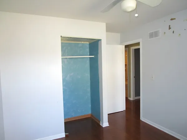 $390,000 | 104 Oxford Place, Bloomingdale, IL 60108