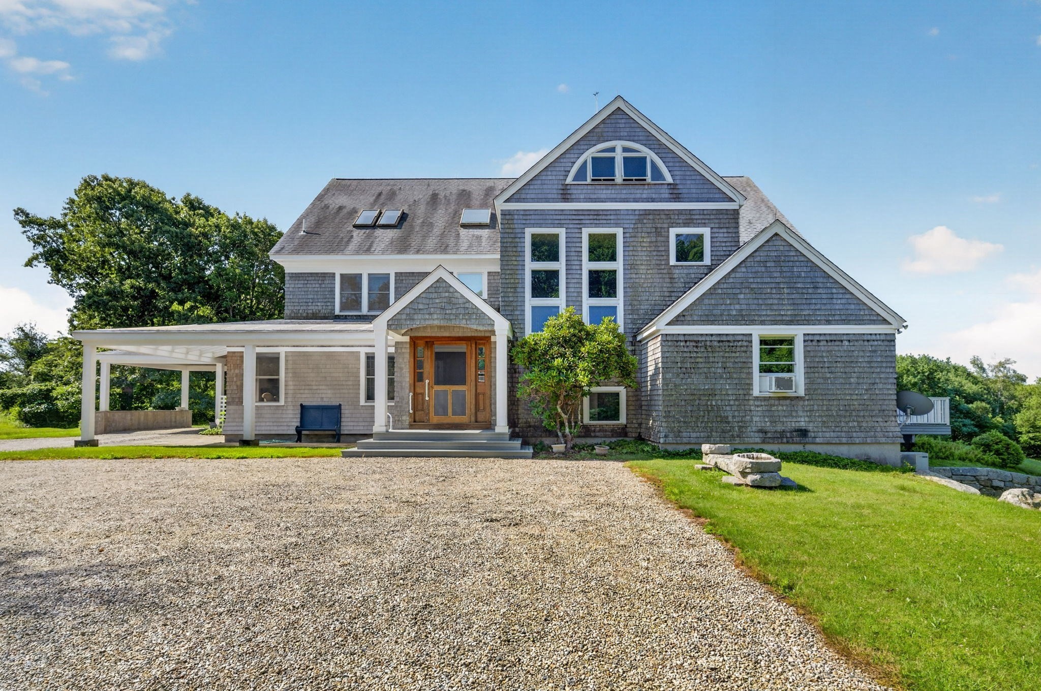 1069 Horseneck Road Westport, MA 02790 - Photo 4 of 34 Gallery Image 4
