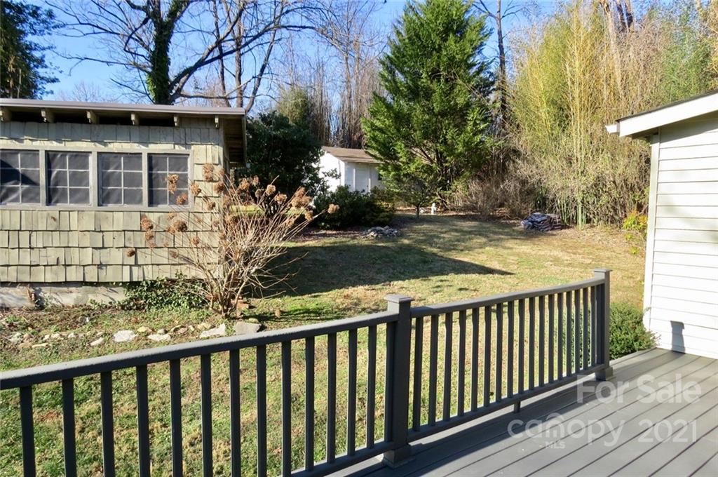 204 Johnson Street Brevard, NC 28712 - Photo 24 of 33 Gallery Image 24
