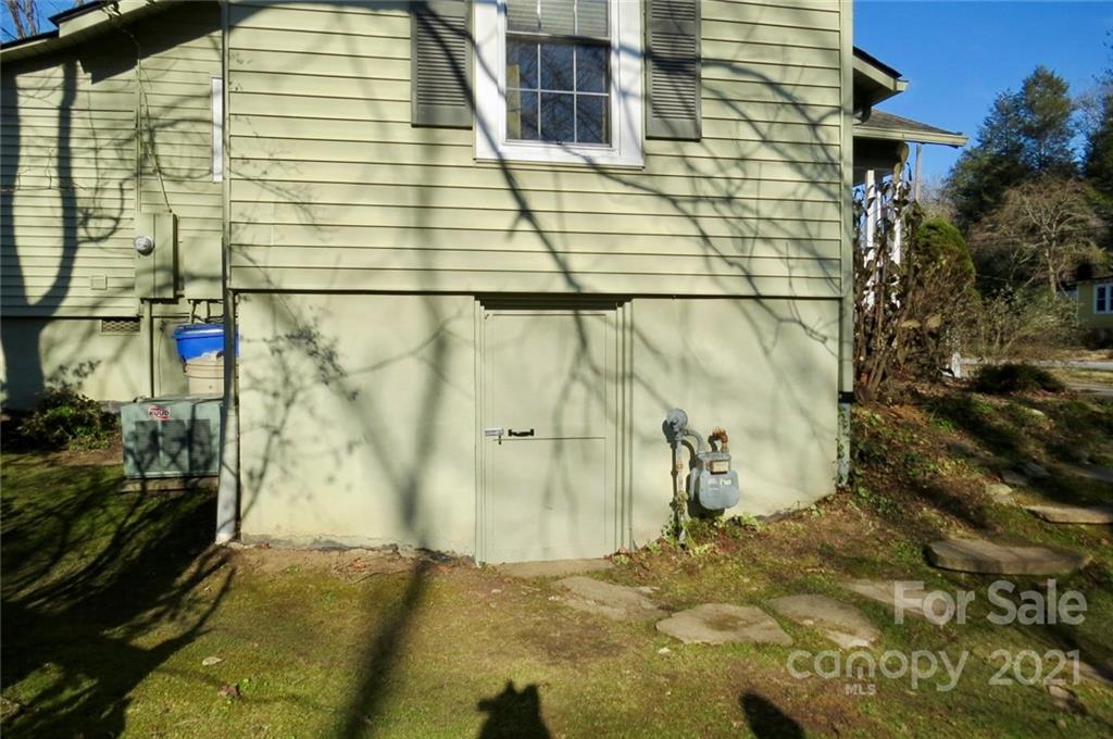 204 Johnson Street Brevard, NC 28712 - Photo 31 of 33 Gallery Image 31