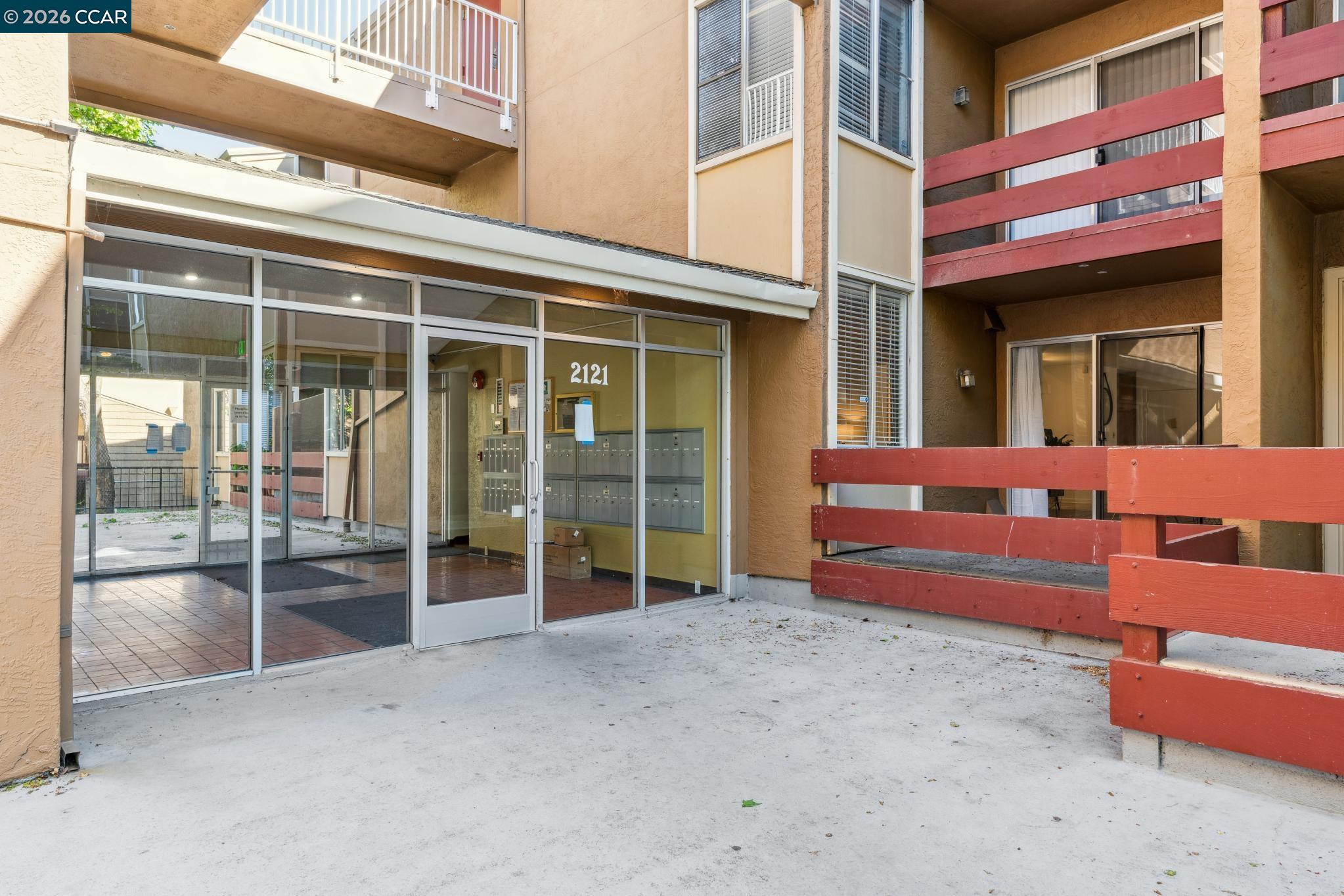 2121 Vale Road, Unit 121 San Pablo, CA 94806 - Photo 32 of 42 Gallery Image 32