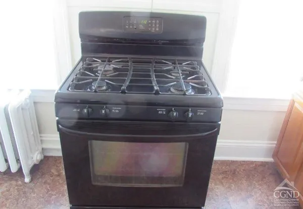 $1,750 | 160 Green, Unit 2, Hudson, NY 12534