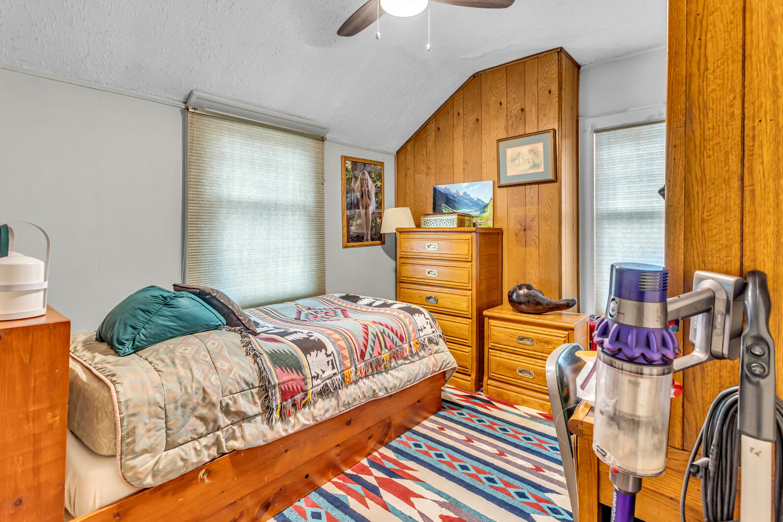 218 4th Street Jackson, MI 49201 - Photo 21 of 34 Bedroom 4