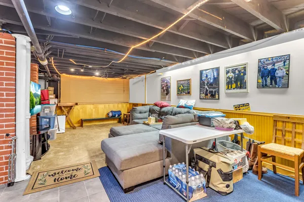 $330,000 | 218 4th Street, Jackson, MI 49201