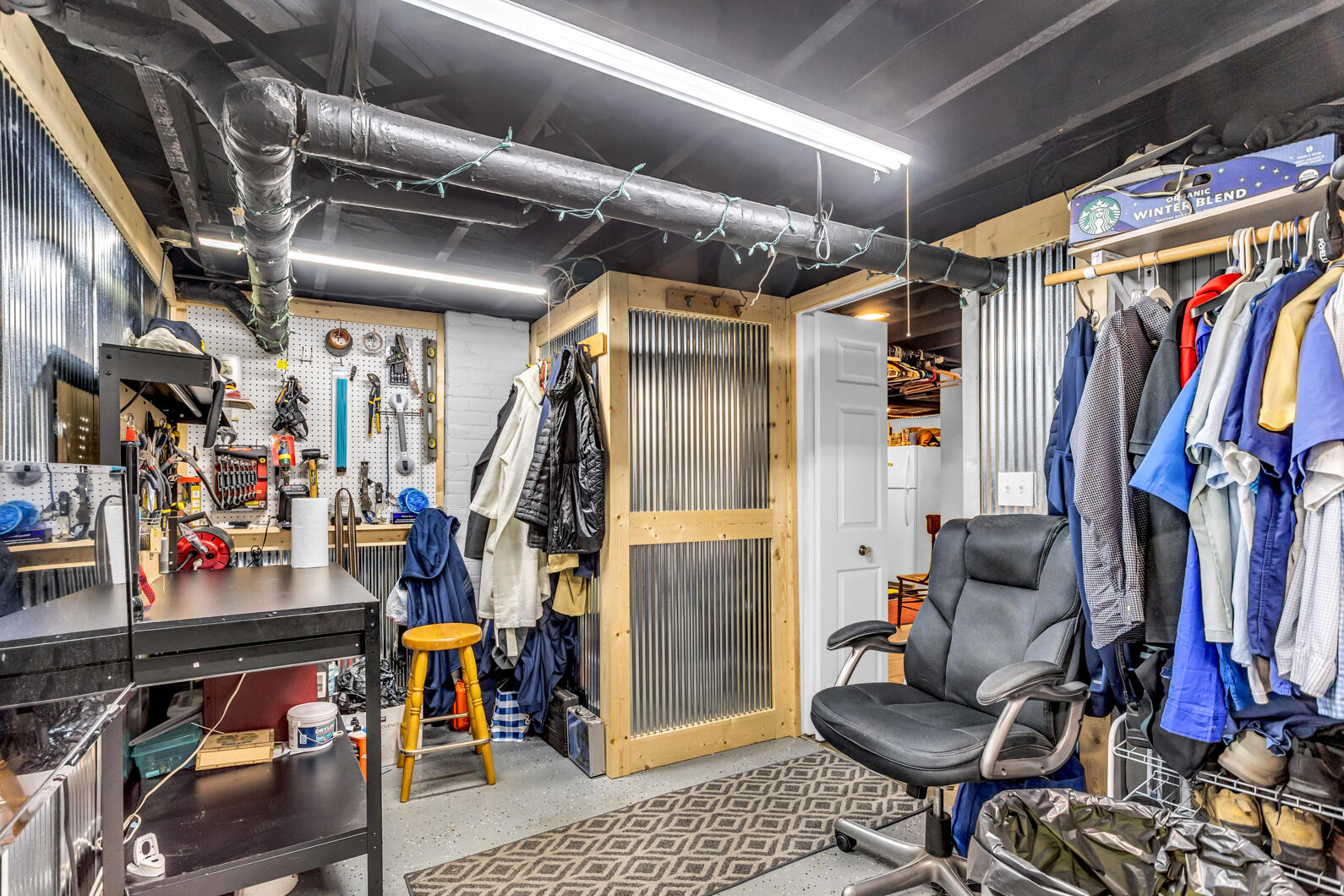 218 4th Street Jackson, MI 49201 - Photo 29 of 34 Storage