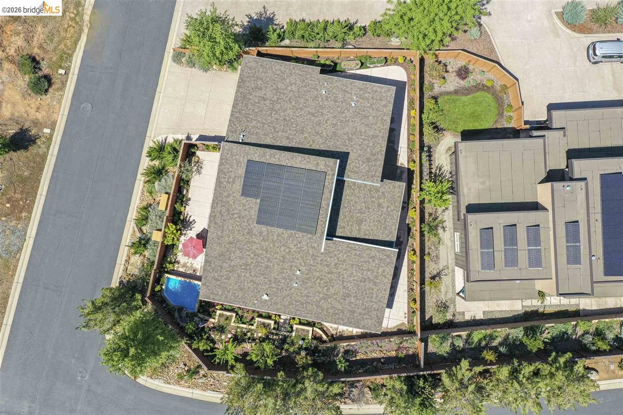 18870 Old Bridge Road Jamestown, CA 95327 - Photo 48 of 57 an aerial view of a house with a yard