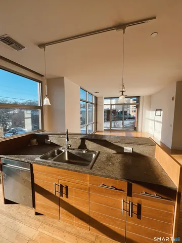 $2,600 | 33 North Water Street, Unit 301, Norwalk, CT 06854