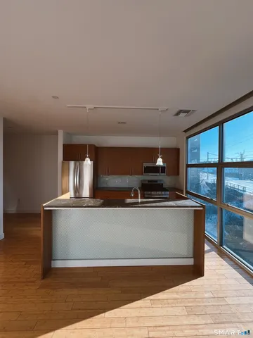 $2,600 | 33 North Water Street, Unit 301, Norwalk, CT 06854