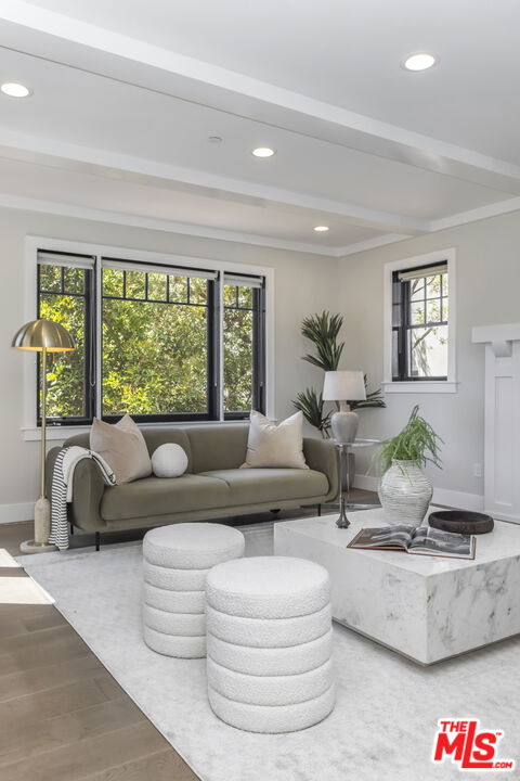 2201 Beech Knoll Road Los Angeles, CA 90046 - Photo 7 of 63 Gallery Image 7